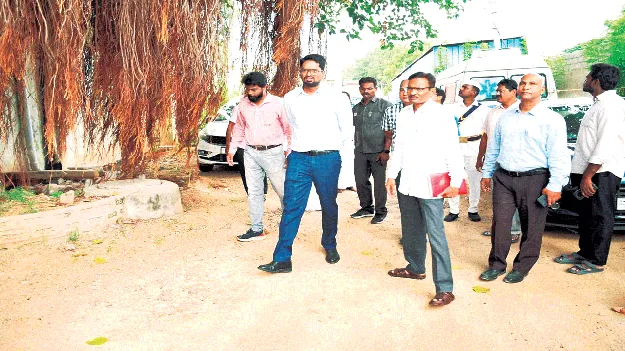 అవసరమైన మరమ్మతులు చేయించండి