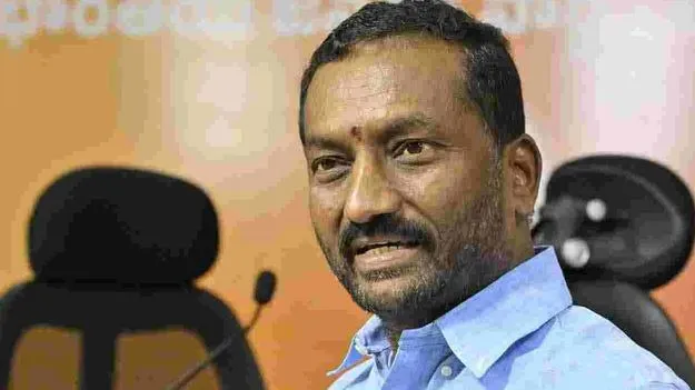 Raghunandan Rao: దొంగ ఓట్లపై సీఈవోకు రఘునందన్‌ ఫిర్యాదు