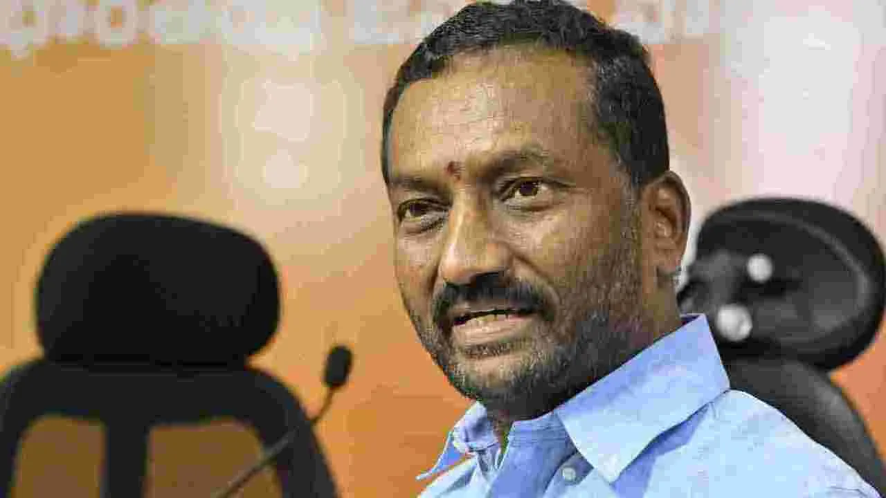 Raghunandan Rao: దొంగ ఓట్లపై సీఈవోకు రఘునందన్‌ ఫిర్యాదు