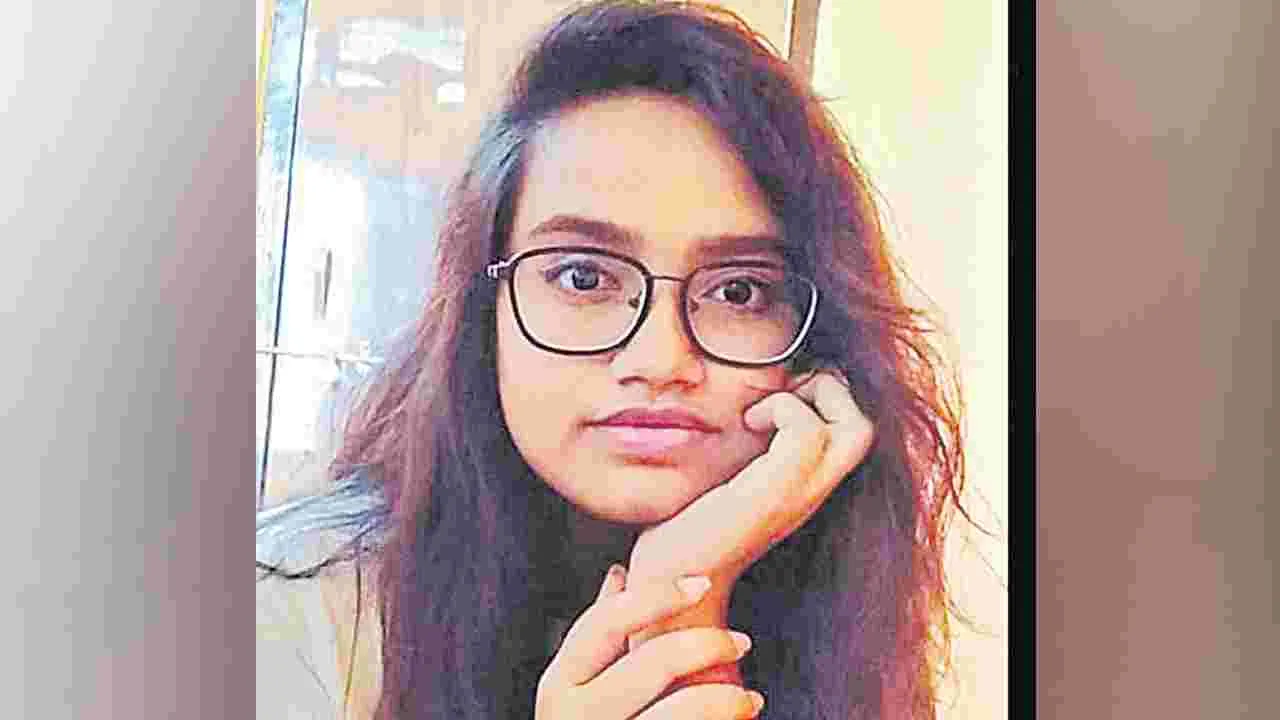 Road Accident: అమెరికాలో రోడ్డు ప్రమాదం హైదరాబాద్‌ యువతి దుర్మరణం