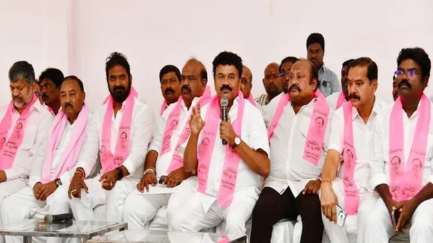  కాంగ్రెస్‌ మోసాలను ఎండగట్టేందుకే 14న బీసీ గర్జన