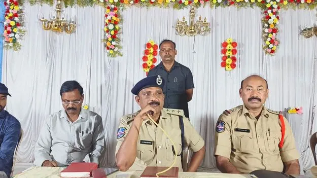 మండపాల నిర్వాహకులు నిబంధనలు పాటించాలి