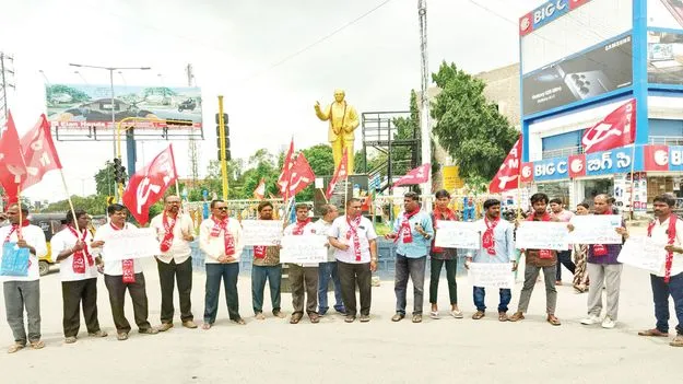 42శాతం బీసీ బిల్లును కేంద్రం ఆమోదించాలి