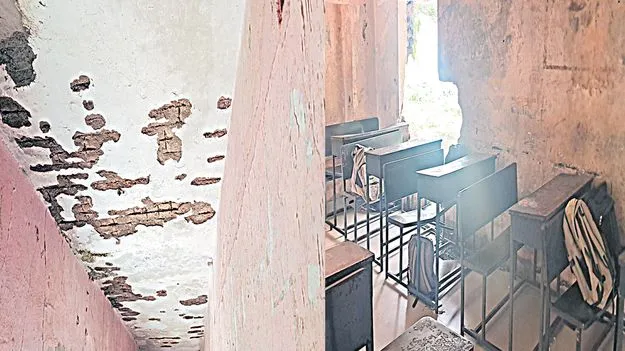 ACB Medak Tribal School: శిథిలావస్థకు చేరిన తరగతి గదులు
