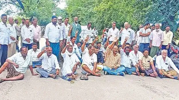 Land Acquisition: ఎకరాకు రూ.2 కోట్లు ఇవ్వాలి