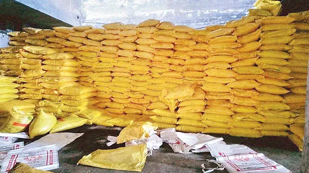 యూరియా వచ్చేదెప్పుడు?