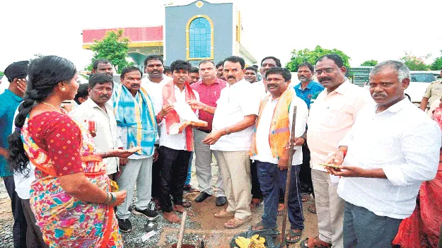 అర్హులను ఎంపిక చేయాలి 