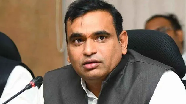 Chamala Kiran Kumar Reddy: ఎర్రకోటపై ఆర్‌ఎస్‌‌ఎస్‌ ప్రస్తావన సరికాదు