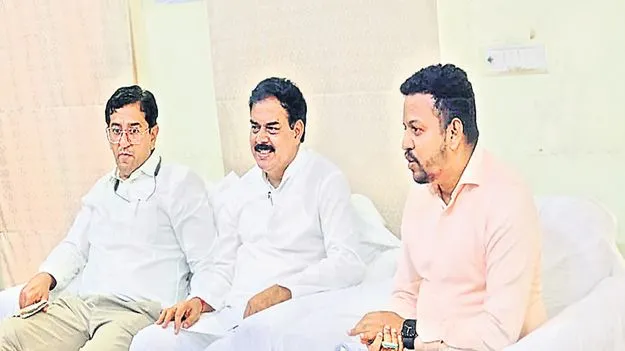 రేషన్‌ డీలర్లకు అదనపు ఆదాయం వచ్చేలా ప్రణాళికలు