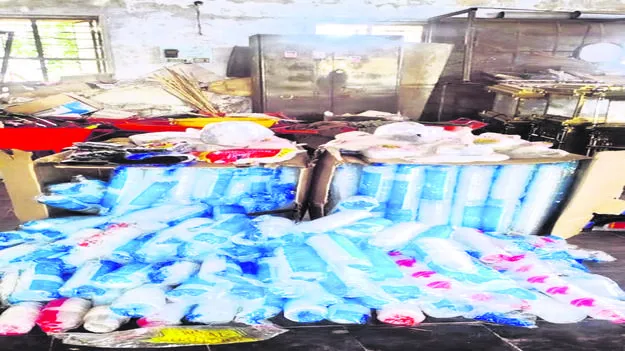 పంచాయతీ అధికారుల దాడులు