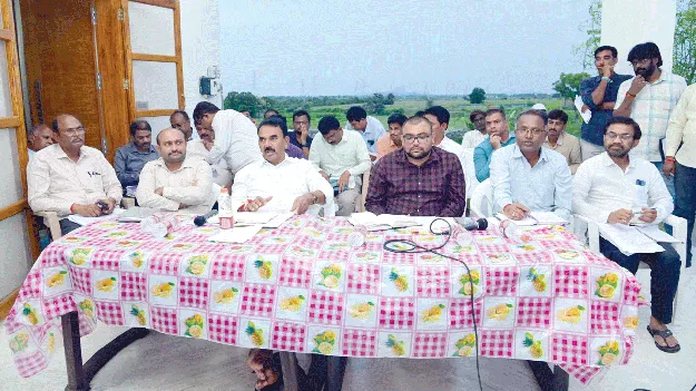 నిర్వాసితులకు అండగా ప్రభుత్వం