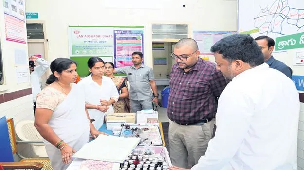 వైద్యులు అందుబాటులో ఉండాలి