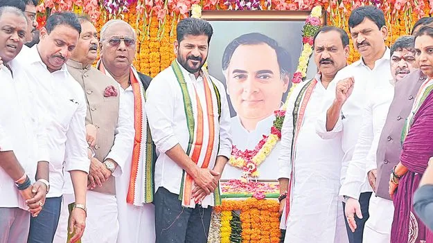 CM Revanth Reddy: శాసన సభకు పోటీ చేయడానికి 21 ఏళ్ల వయో పరిమితి చాలు