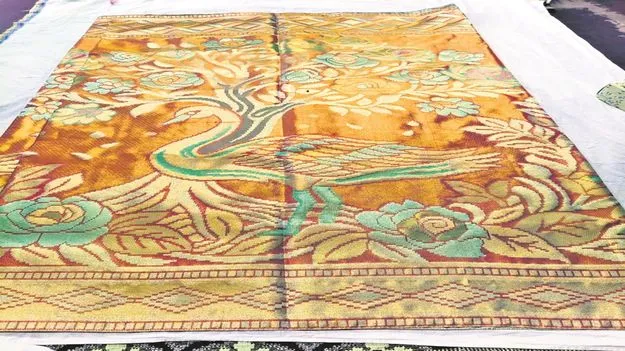 Handloom : బాపూ సంధించిన అస్త్రం.. చేనేత వస్త్రం..