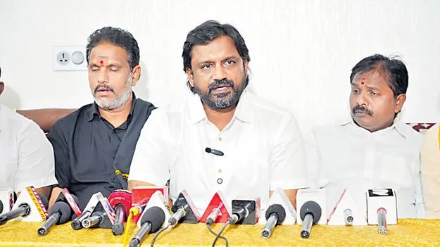 దేవాలయాల అభివృద్ధికి కృషి చేయాలి