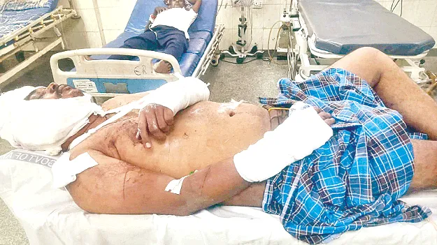 స్నేహితుల మధ్య సెల్‌ఫోన్‌ చిచ్చు