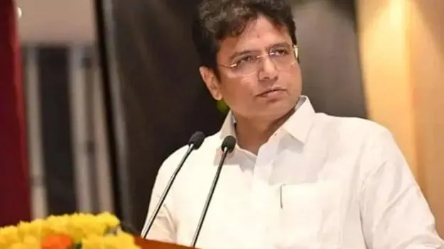 Sridhar Babu: కేయెన్స్‌ పరిశ్రమను కేంద్రం లాక్కుపోయింది!