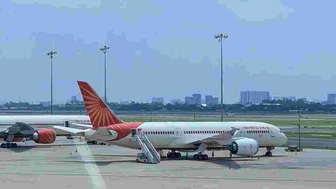 Air India Flight: చివరి నిమిషంలో విమానం రద్దు.. కారణం ఏంటంటే..