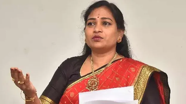 Vangalapudi Anitha: సిగ్గు చేటు జగన్: హోమ్ మంత్రి అనిత