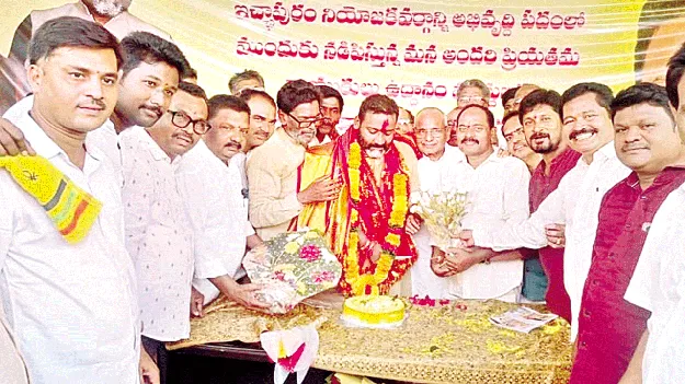 ఘనంగా ఎమ్మెల్యే అశోక్‌ జన్మదిన వేడుకలు