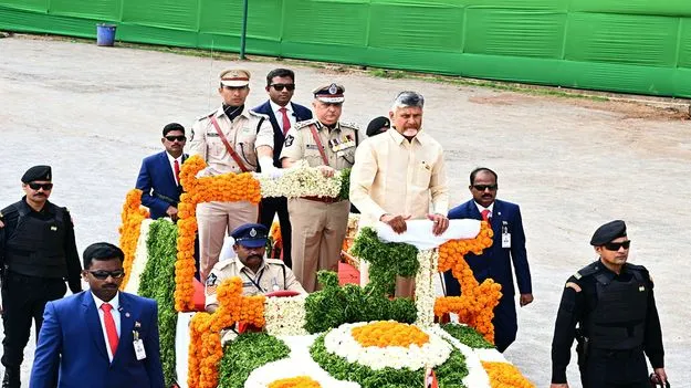 ఘనంగా తిరంగా..