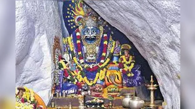Mallanna Darshan Attracts: మల్లన్న దర్శనానికి పోటెత్తిన భక్తులు