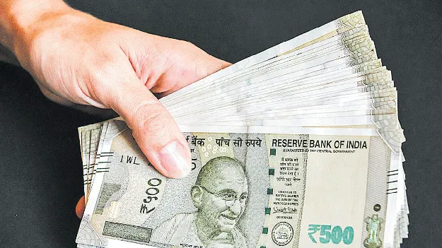 టీచర్ల బకాయిలకు మోక్షం