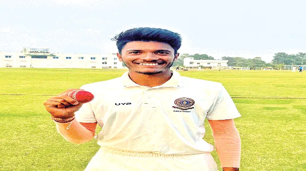 దిలీప్‌ క్రికెట్‌ ట్రోఫీకి టెక్కలి యువకుడు ఎంపిక 