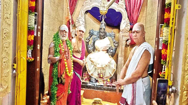 దేవీ ఆశ్రమంలో సహస్ర కలశాభిషేకం