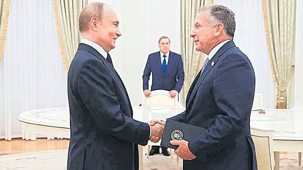 Putins Gift to Trump: పుతిన్‌ గిఫ్ట్‌తో బిత్తరపోయిన ట్రంప్‌ దూత