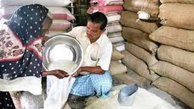 Ration Dealers: రేషన్‌ డీలర్ల కమీషన్‌ ఇక నేరుగా ఖాతాల్లోకి 