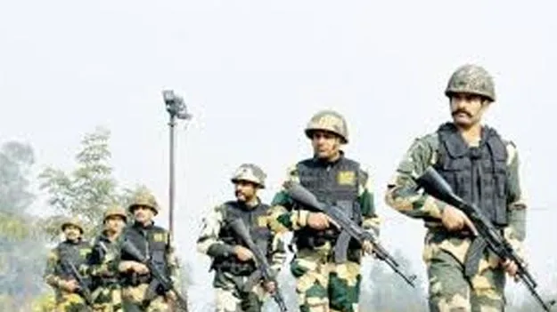 BSF Gallantry Awards: ఆపరేషన్‌ సిందూర్‌ వీరులకు శౌర్య పతకాలు 