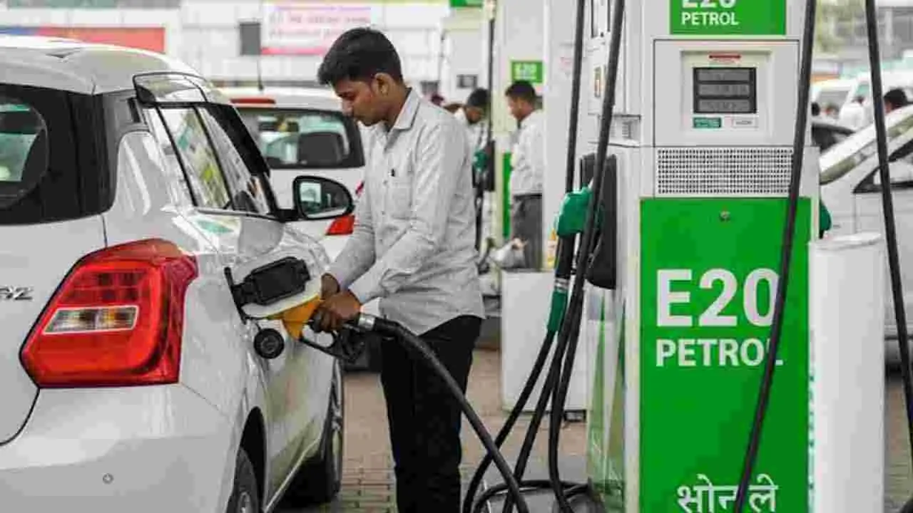 E20 Petrol :  E20 పెట్రోల్ ఎంతో మెరుగైంది.. అనుమానాలు అక్కర్లేదన్న కేంద్రం