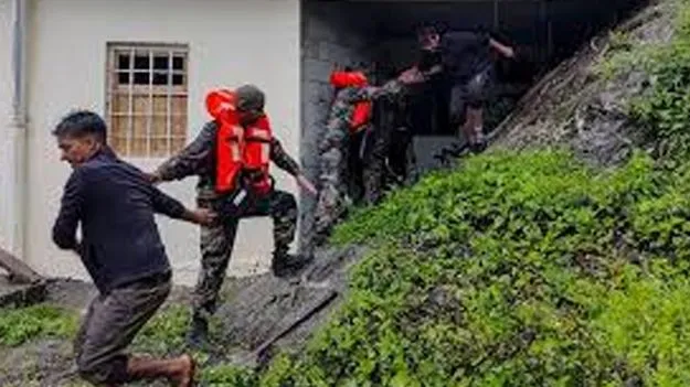 Rescue Operations: ధరాలీలో 28మంది కేరళ పర్యాటకులు గల్లంతు