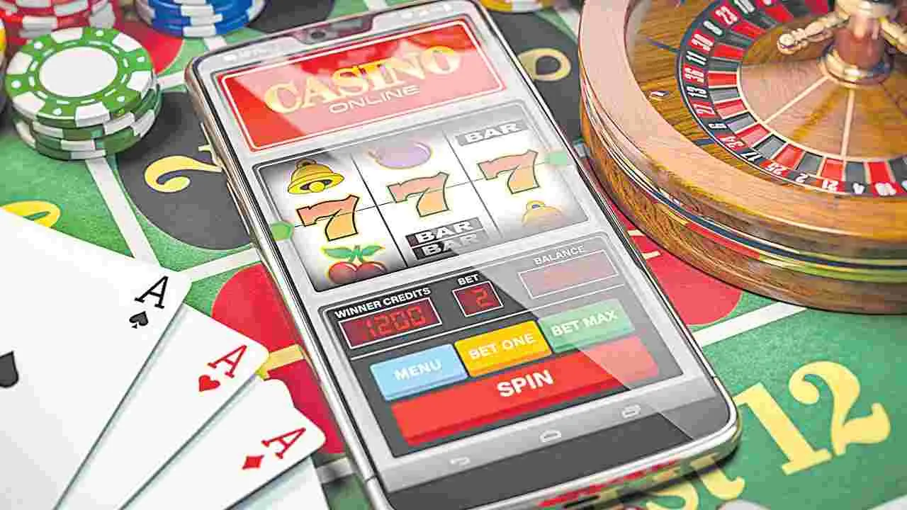 Online Betting to Be a Crime: ఆన్‌లైన్‌ బెట్టింగ్‌.. నేరం