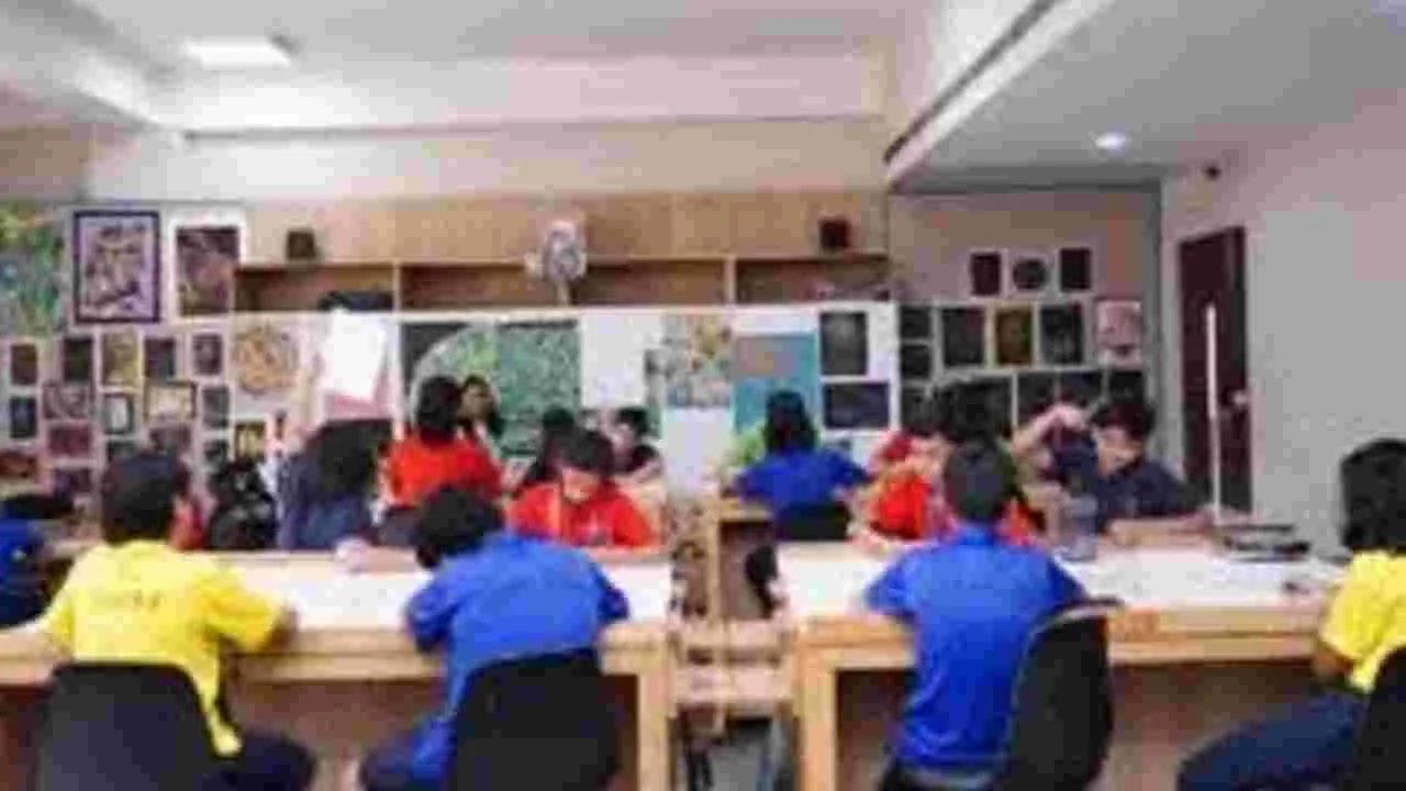 CBSE Curriculum: సీబీఎస్ఈ పాఠంగా బంజారా యువకుడి ఆంగ్ల కవిత