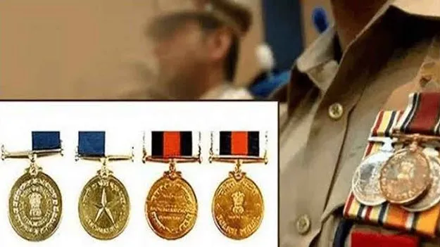 Gallantry  Service Medals :  ఈ ఏడాది 1090 మంది సిబ్బందికి శౌర్య, సేవా పతకాలు