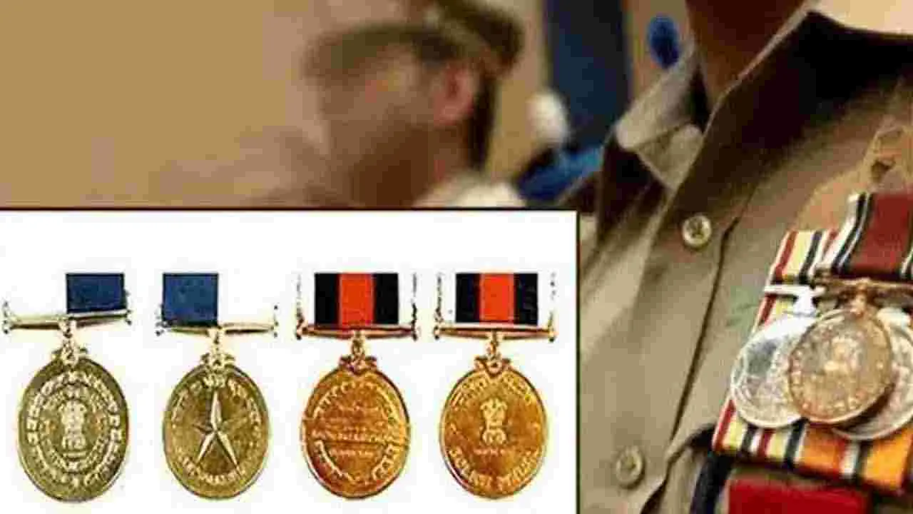 Gallantry  Service Medals :  ఈ ఏడాది 1090 మంది సిబ్బందికి శౌర్య, సేవా పతకాలు