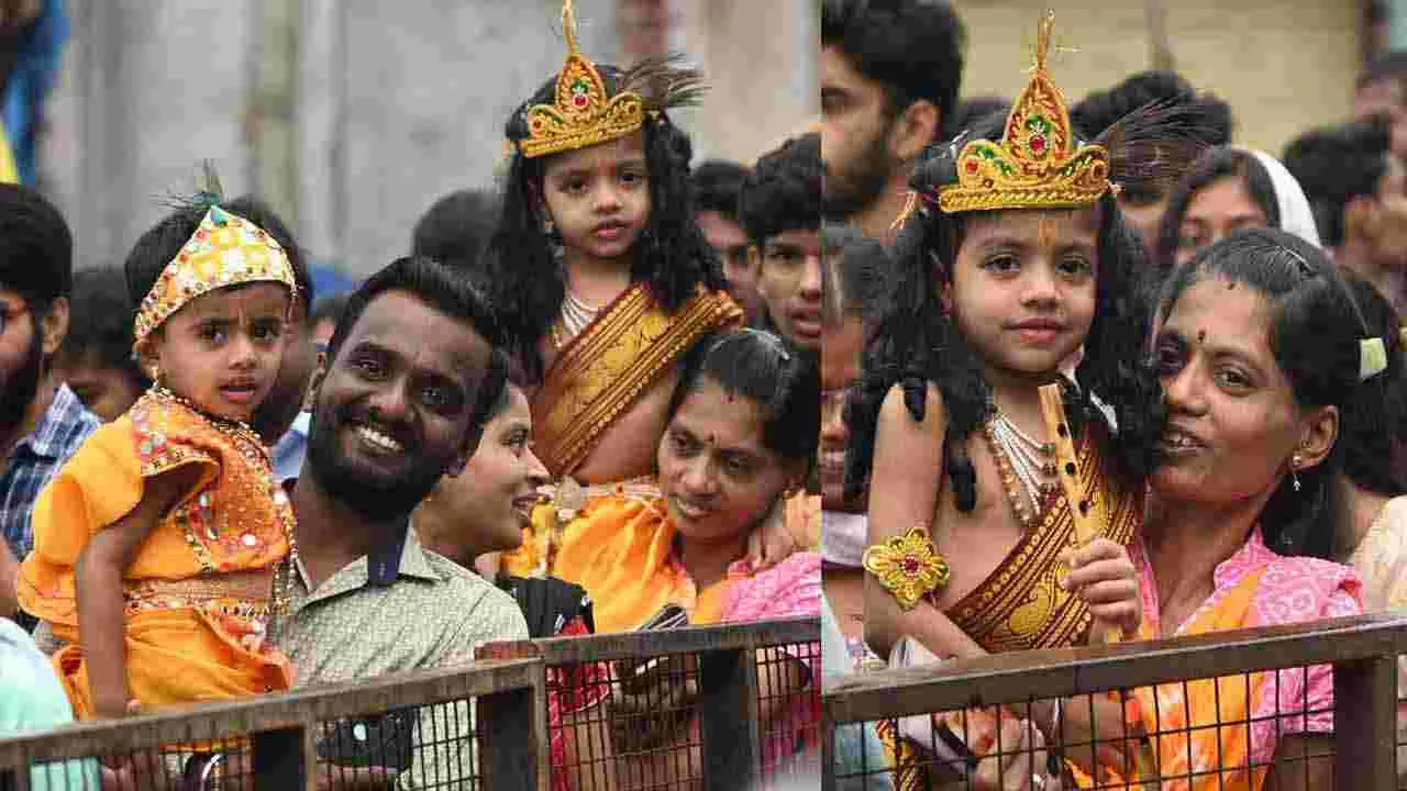 ఇస్కాన్ దేవాలయంలో ఘనంగా కృష్ణాష్టమి వేడుకలు