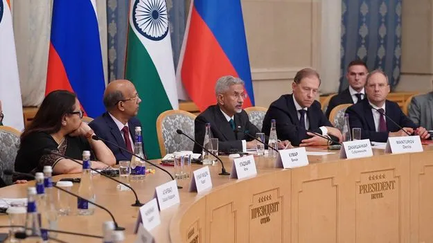 Jaishankar: భారత్‌లో పెట్టుబడులు పెట్టండి..  రష్యా కంపెనీలకు జైశంకర్‌ ఆహ్వానం