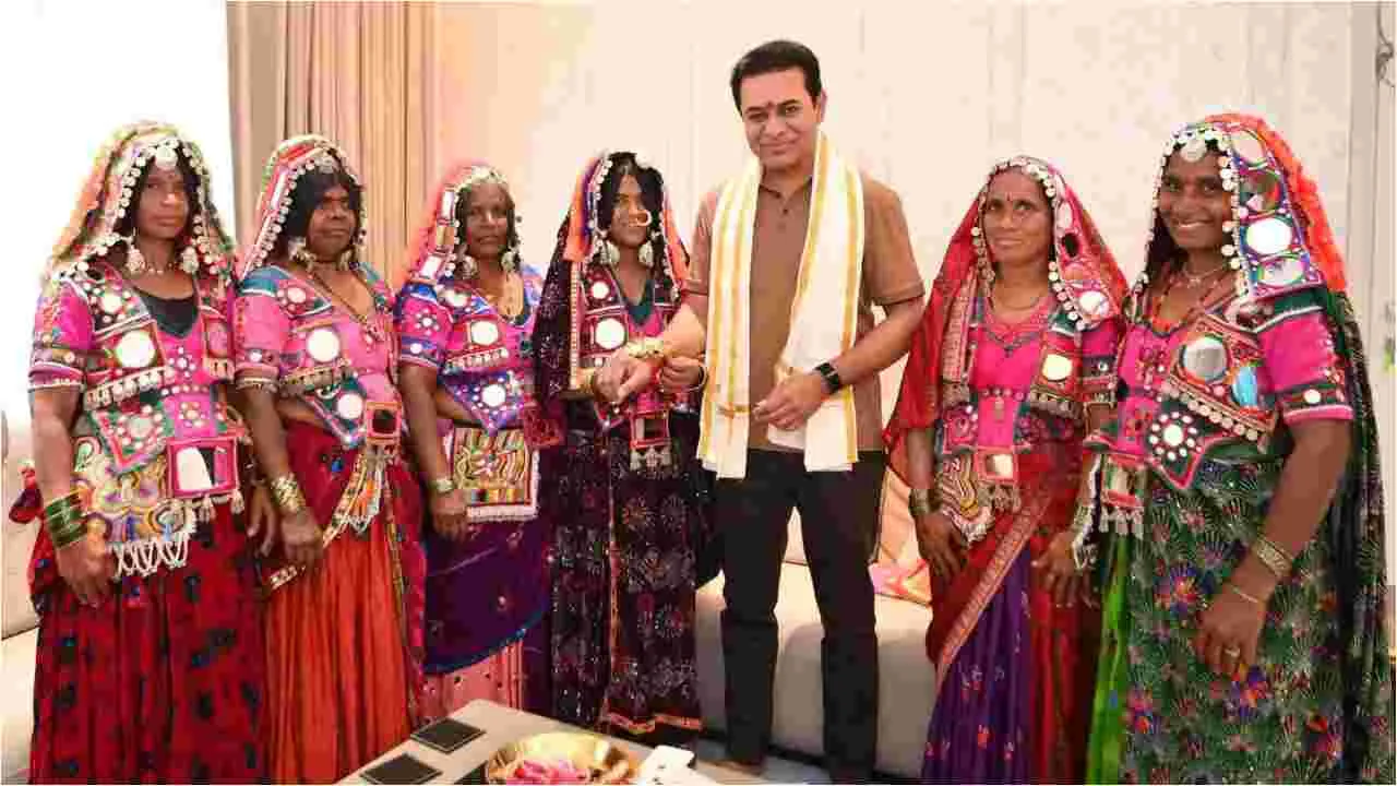 KTR: కేటీఆర్‌కు రాఖీ కట్టిన లగచర్ల జ్యోతి, లగచర్ల గిరిజనులు