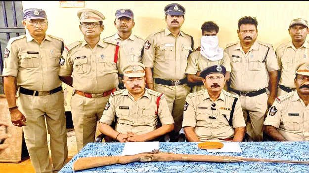 Murder for two tolas of gold రెండు తులాల బంగారం కోసమే హత్య