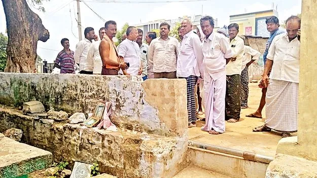 కోటి రూపాయలతో అభివృద్ధి పనులు