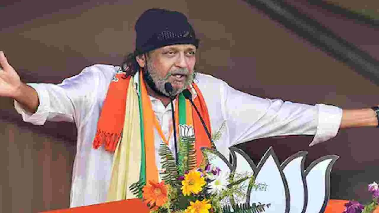 Mithun Chakraborty: తిక్క రేగిందంటే బ్రహ్మోస్ క్షిపణుల వర్షం కురిపిస్తాం.. బిలావల్‌కు మిథున్ చక్రవర్తి వార్నింగ్