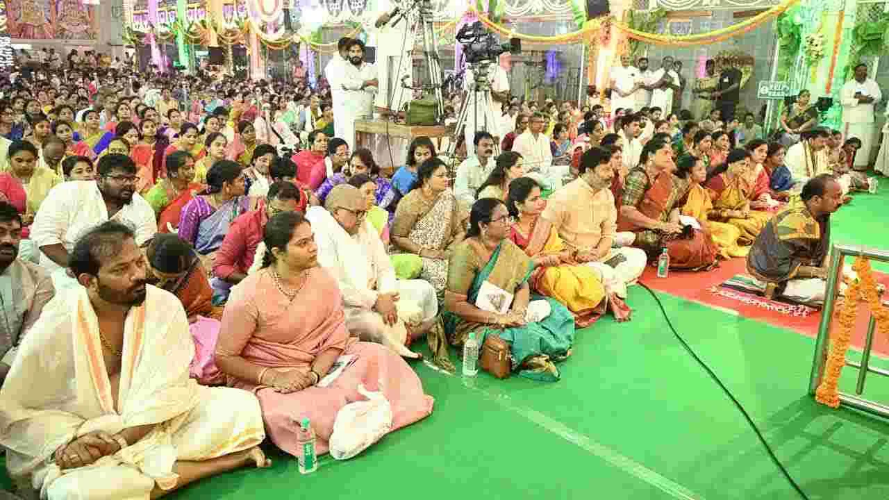 SravanaMasam: తిరుచానూరులో వరలక్ష్మీ వ్రతం