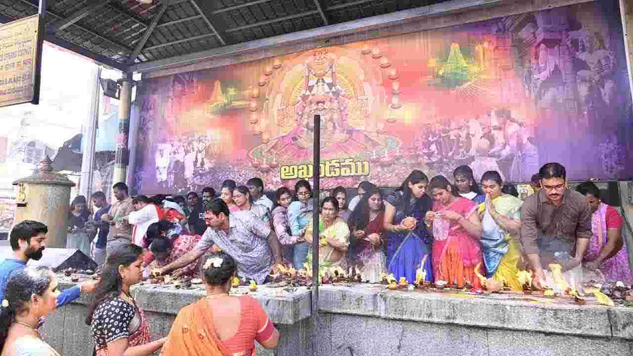 SravanaMasam: తిరుచానూరులో వరలక్ష్మీ వ్రతం