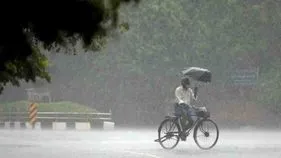 Heavy Rains: మళ్లీ మూడు రోజుల పాటు వర్షాలు.. 