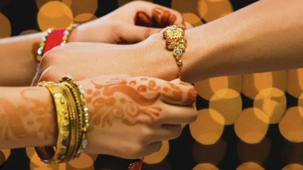 Raksha Bandhan 2025:  రక్షా బంధన్ చరిత్ర మీకు తెలుసా? ఈ విషయాలు తెలిస్తే ఆశ్చర్యపోతారు..!