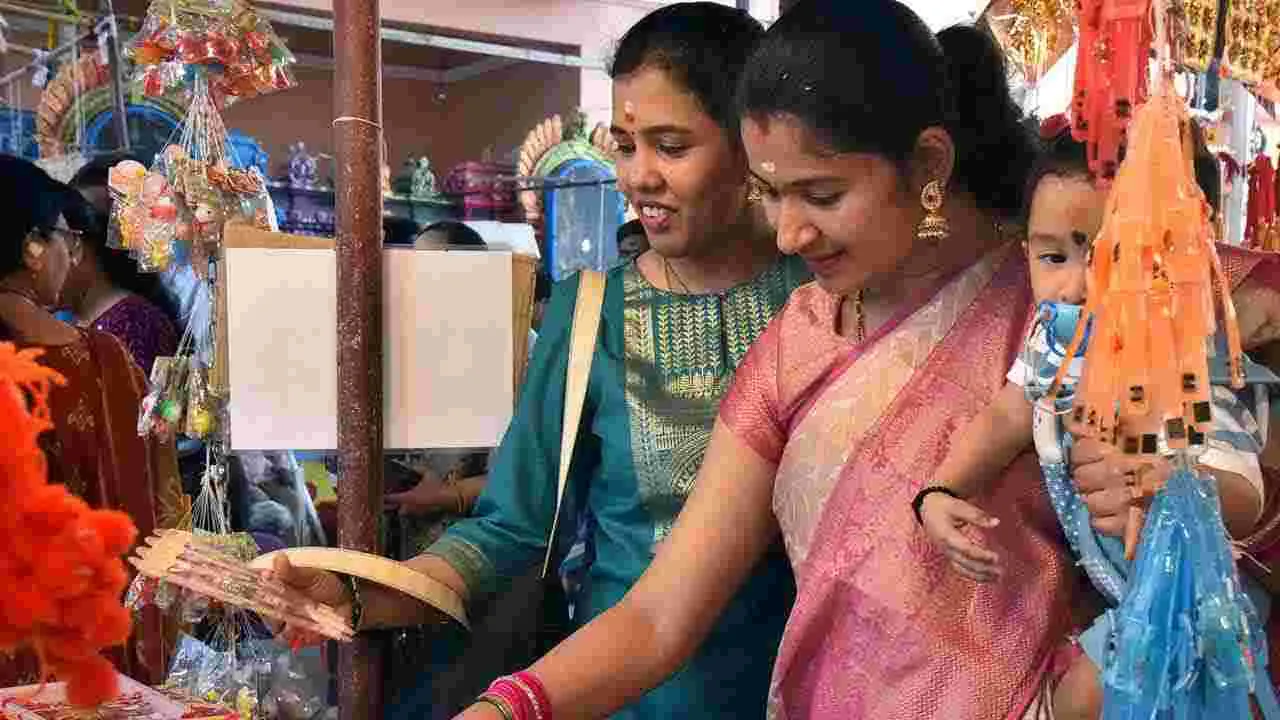 Raksha Bandhan 2025: ప్రేమను పంచి.. బంధాన్ని పెంచుకోవడం కోసం..