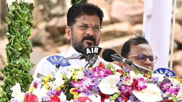 CM Revanth Reddy: ప్రజాస్వామ్యాన్ని అపహాస్యం చేస్తున్న ఎన్డీఏ.. సీఎం రేవంత్ ఫైర్